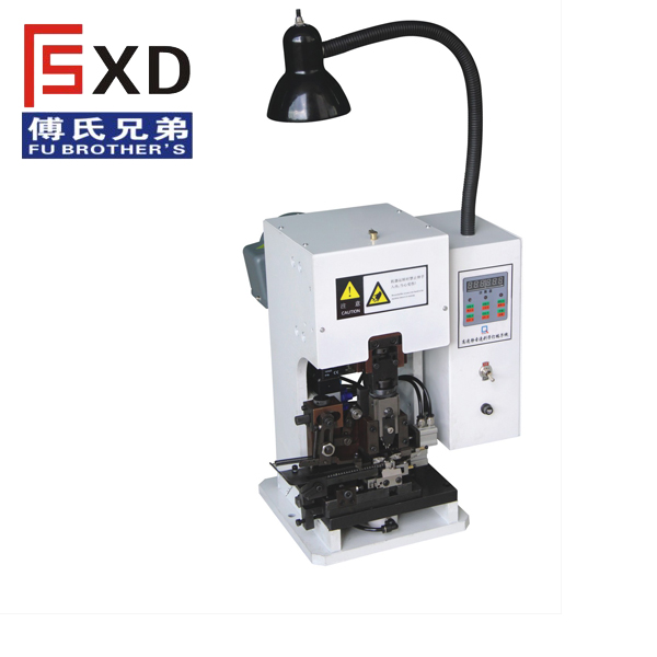 RQ-013橫式靜音剝皮打端機